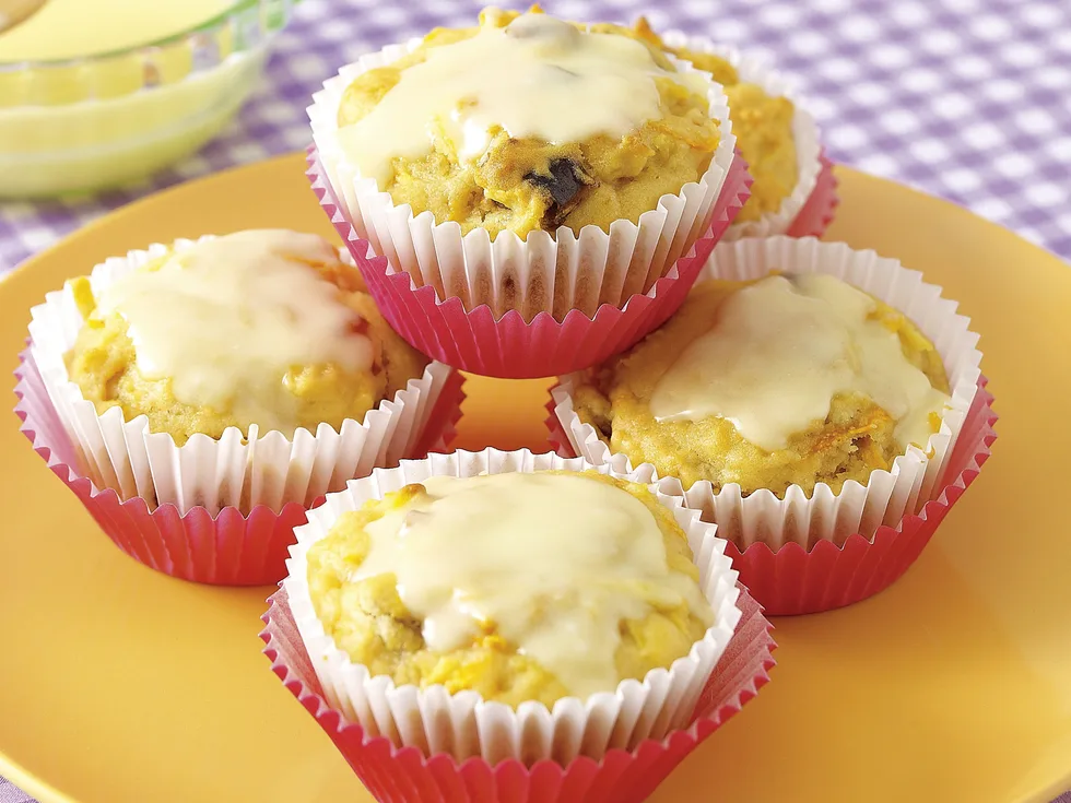 Apple and Date Muffins
