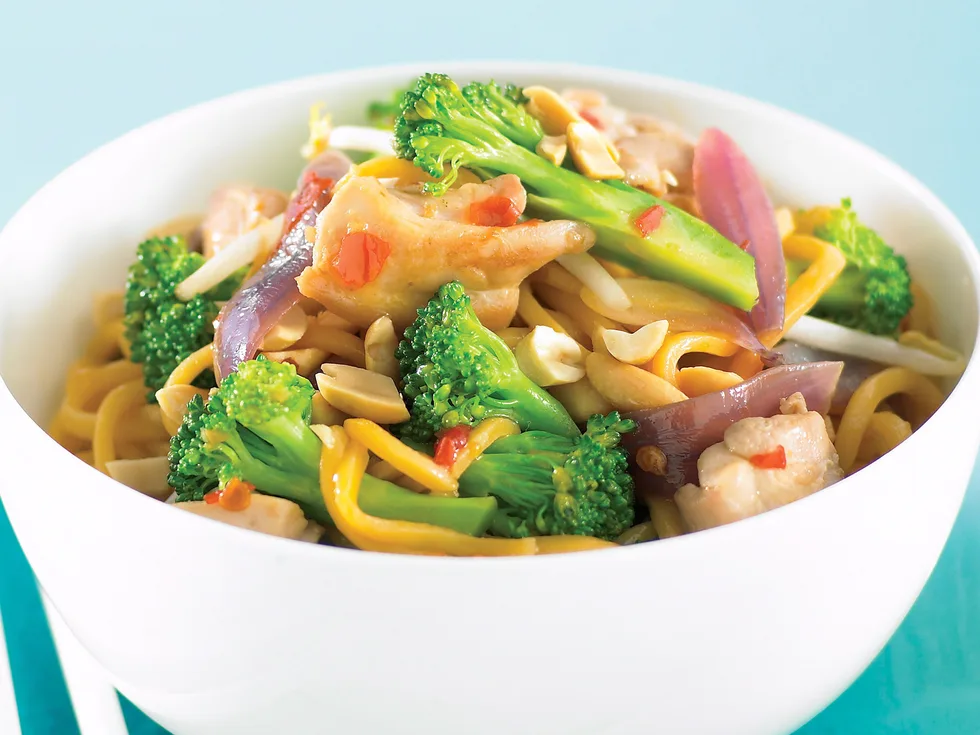Broccoli and Chicken Noodle Stir-fry