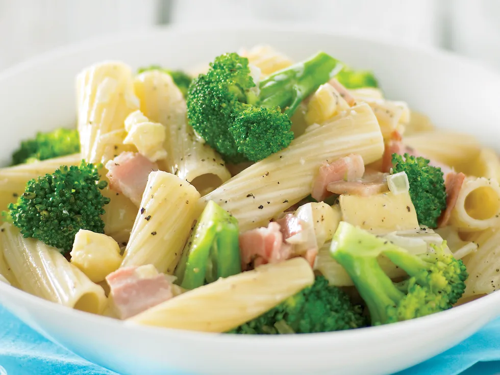 Creamy Broccoli and Blue Cheese Pasta