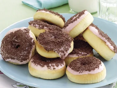 low-fat snack - Iced donuts