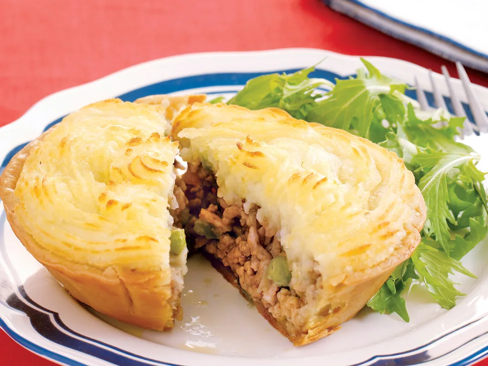 Make it easy with mince - Meat pies
