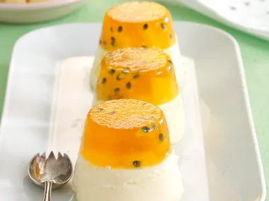 Pantry puddings - Pineapple panna cotta