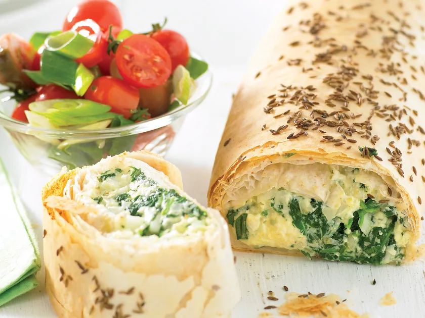Spinach and ricotta strudel