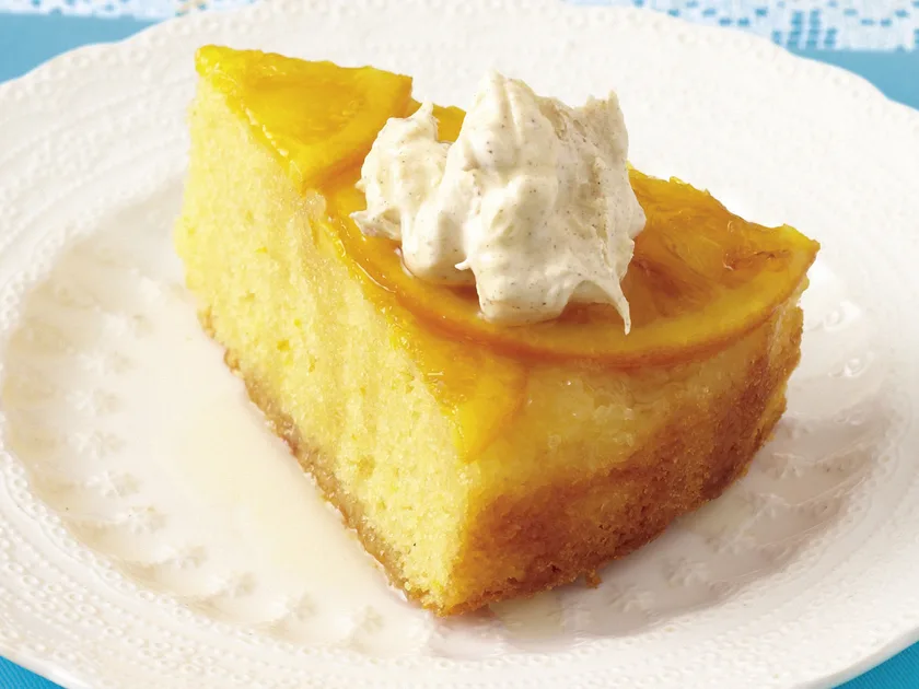 Orange cake with cinnamon cream