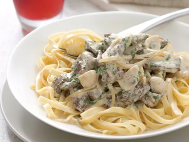 Ready steady cook - Beef stroganoff with fettuccine