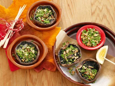 Spanish bites - Grilled Mushrooms with hazelnut gremolata