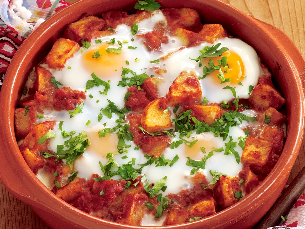 Spanish bites - Potato and egg Bravas