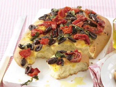 Sweet surprise - Olive, Tomato and Oregano Foccacia