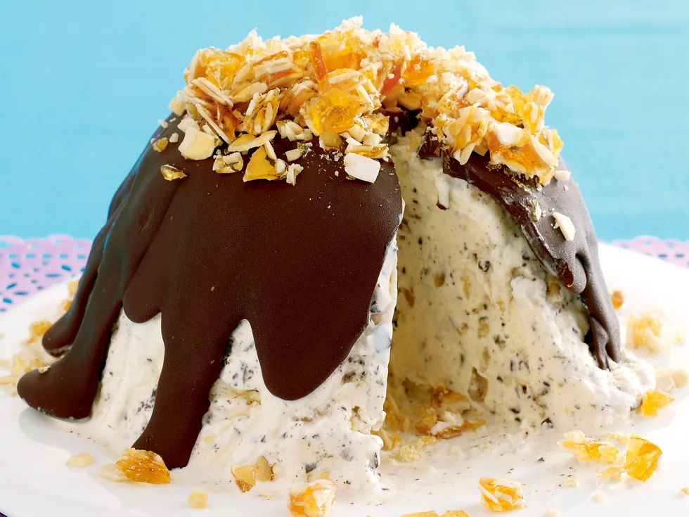 Sweets nuts - Nutty Twists - Chocolate Praline Bombe