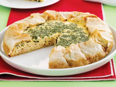 Take and egg - egg, bacon and leek pie