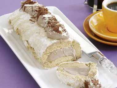 Mocha Meringue Roll