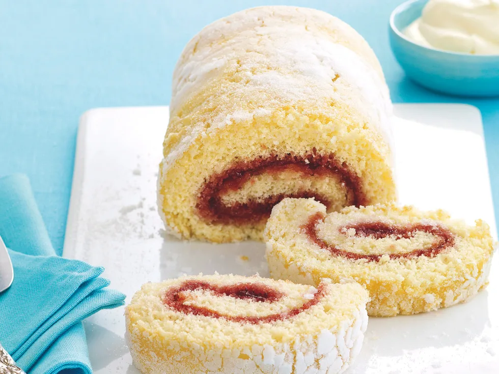 Jam Sponge Roll