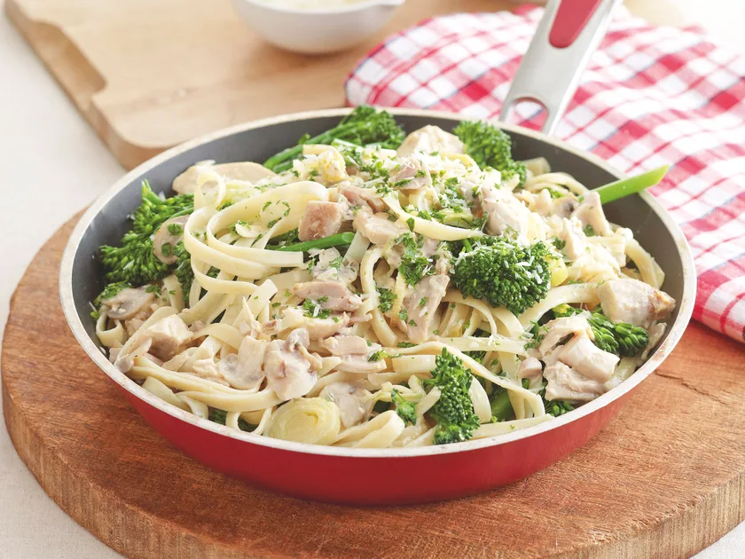 Creamy chicken and leek fettuccine