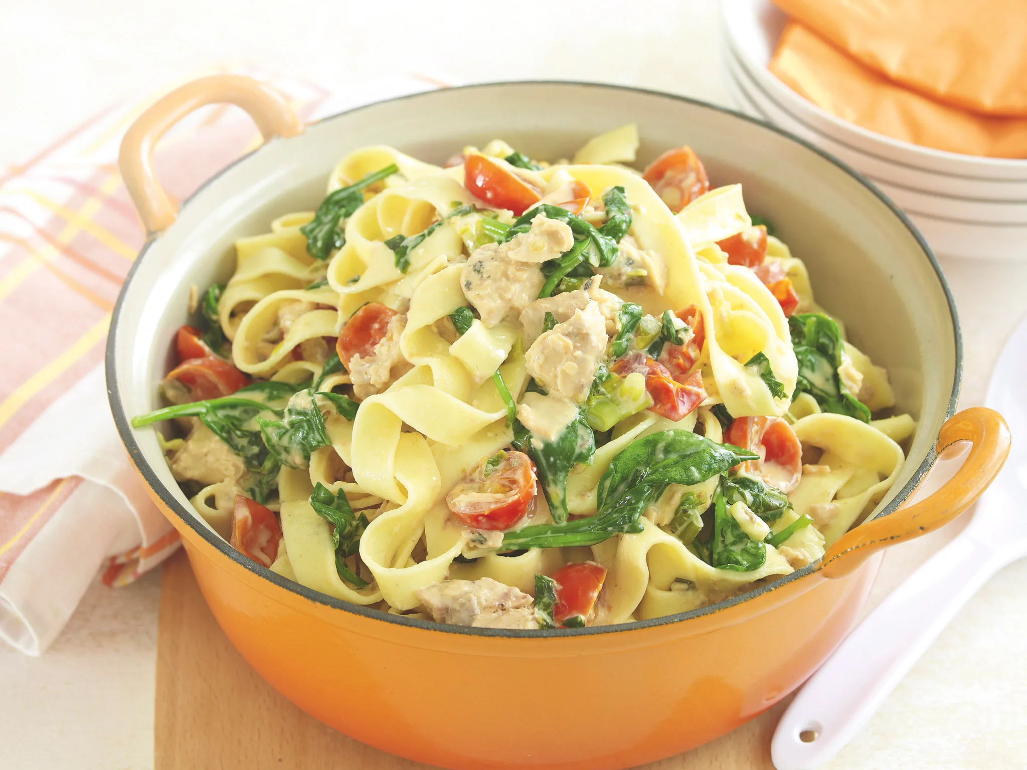 Creamy Salmon and Basil Pasta