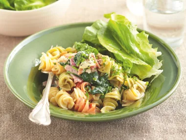 Creamy Spinach and Bacon Spirals