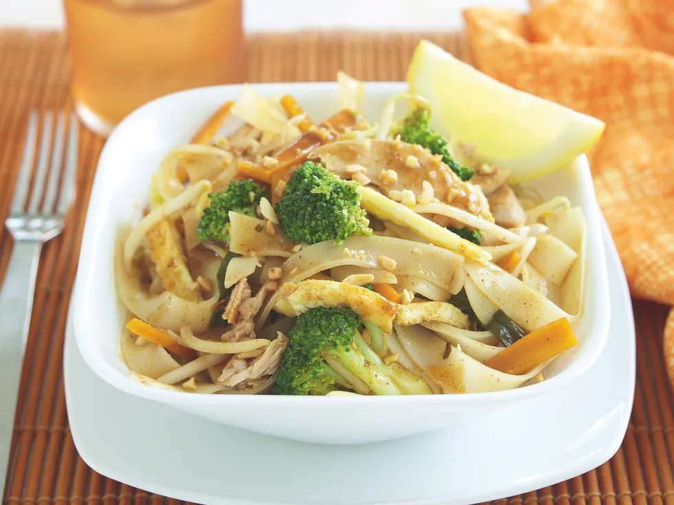 Easy Tuna Pad Thai