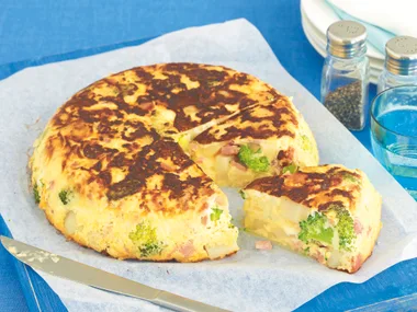Broccoli, Cauliflower and Bacon Frittata