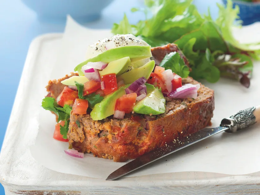 Chilli con carne meatloaf with salsa