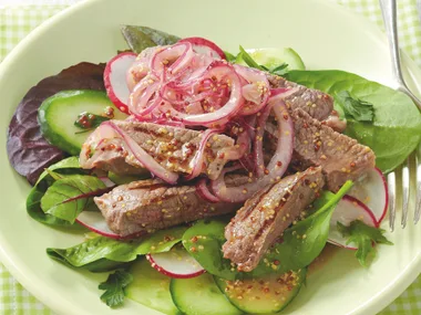 Beef and Honeyed Onion Salad