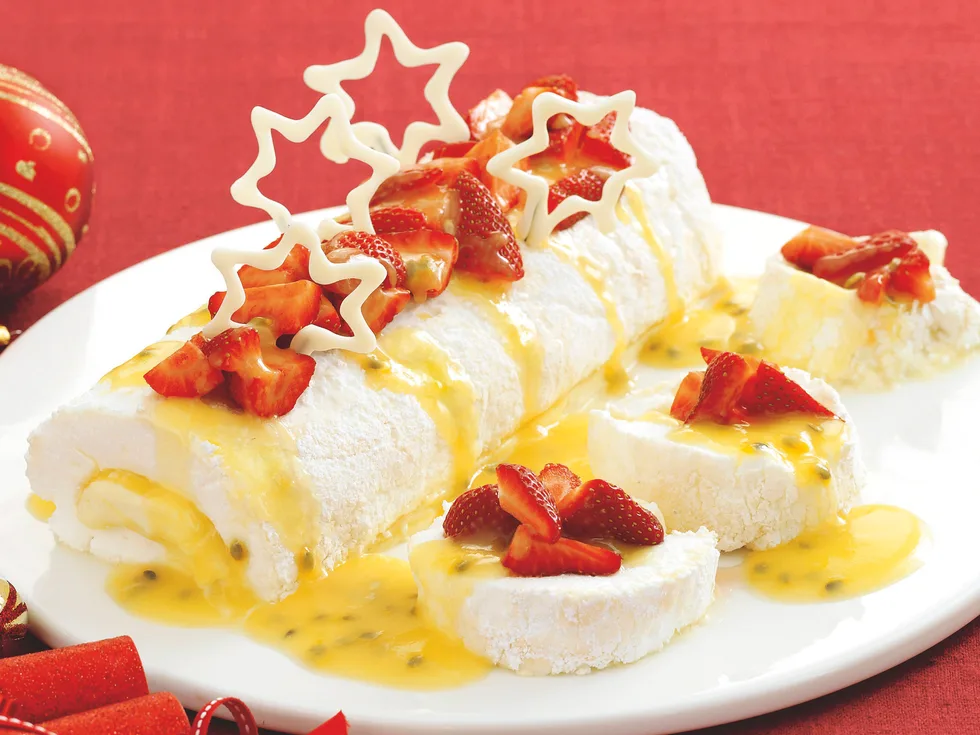 Pavlova Roulade