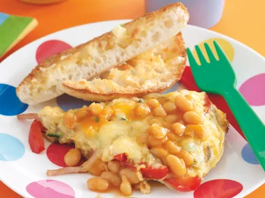 Spanish-style Baked Bean Omelet