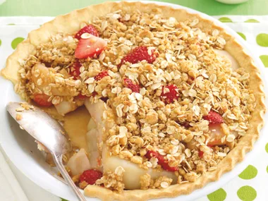Pear and Strawberry Crumble Pie