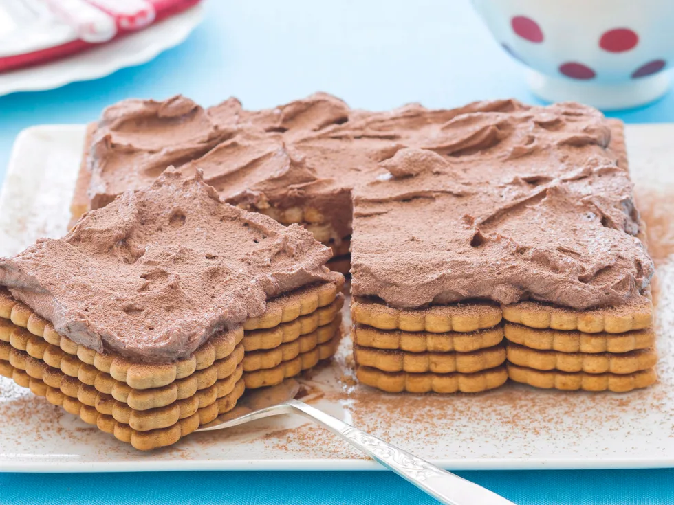 Old-fashioned Biscuit Cake