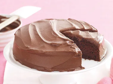 Melt and Mix Bakes - Chocolate Fudge Cake