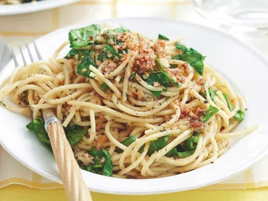 Crisp Anchovy and Rocket Spaghetti