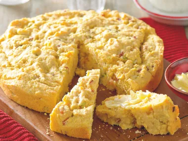 Spicy Bacon and Corn Cornbread