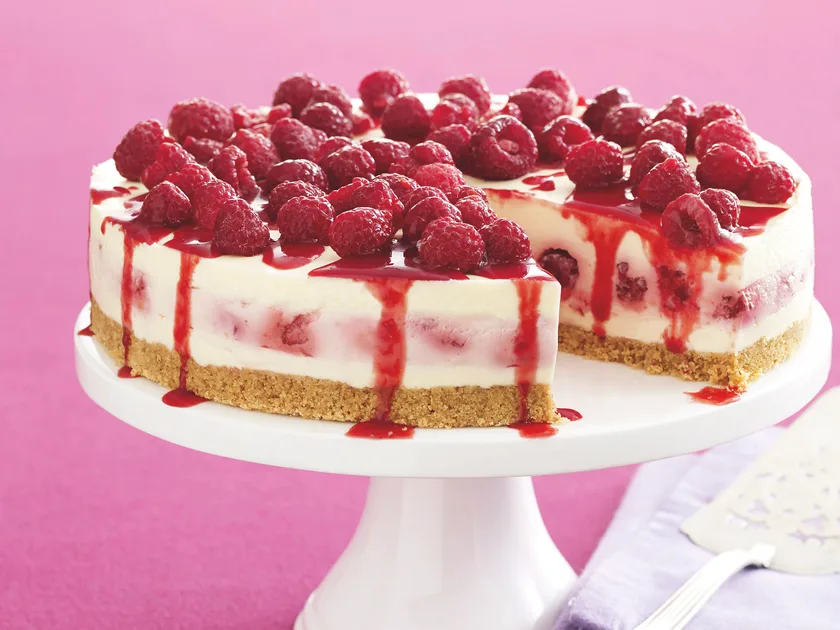 White chocolate and raspberry cheesecake