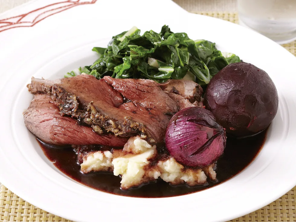 Balsamic Beef with Caramelised Red Onions