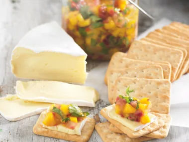Mango Chutney with Camembert and Crackers