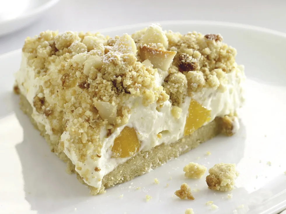 Macadamia, Peach and Cream Crumble