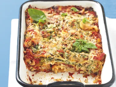 Serve half freeze half - Pesto and spinach lasagne