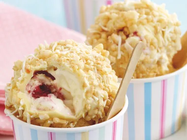 Crunchy Raspberry Ice-Cream Balls