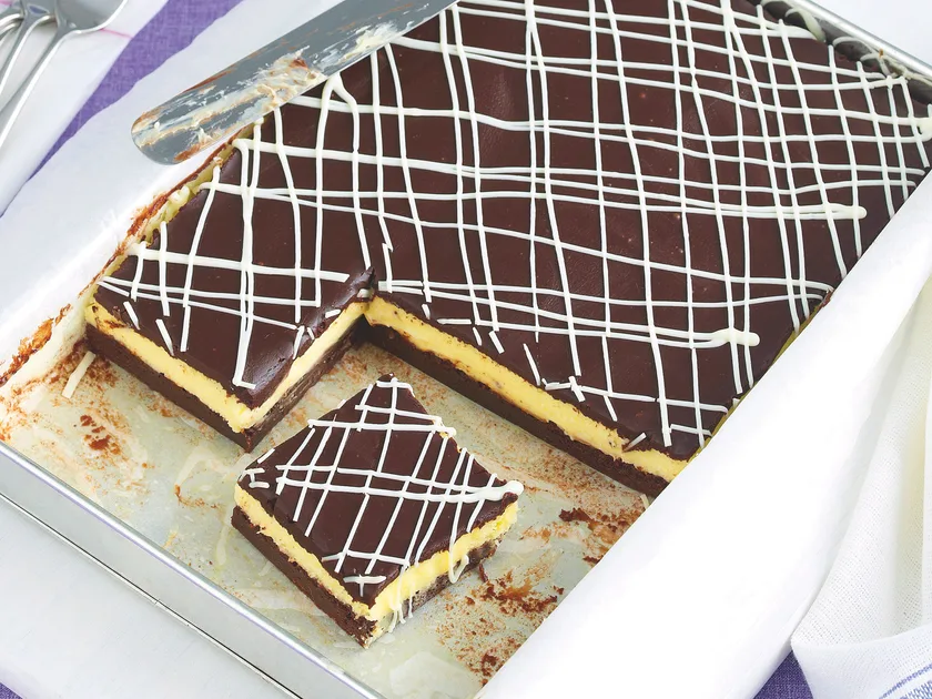 Double choc cheesecake slice
