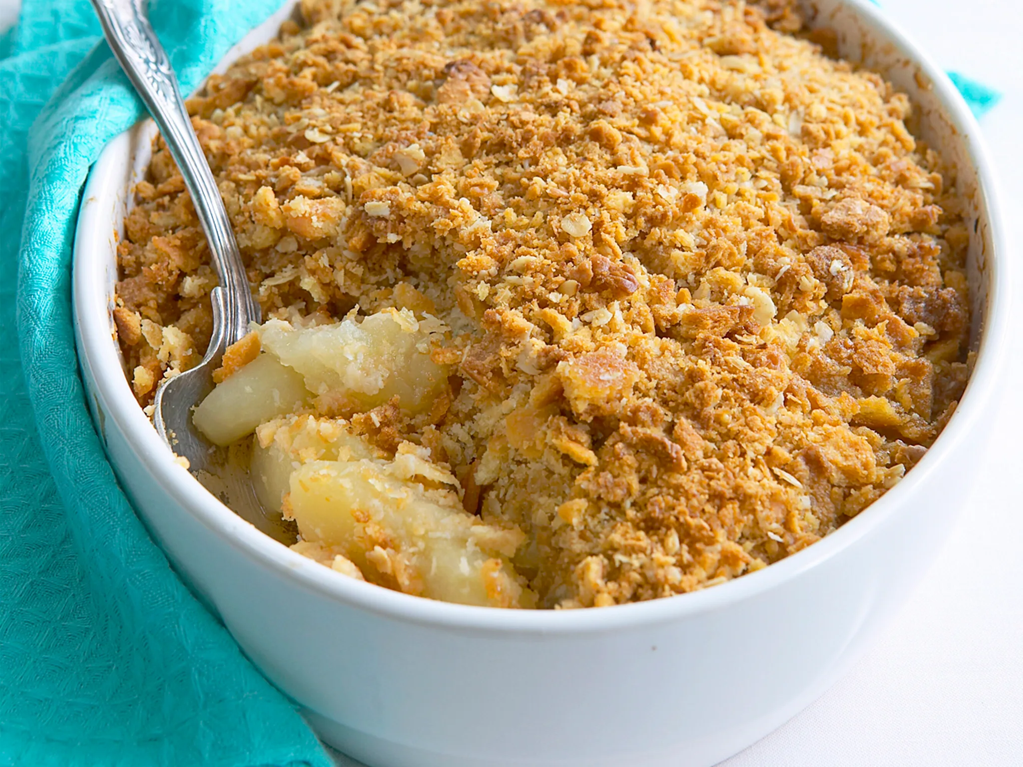 Apple and apricot crumble