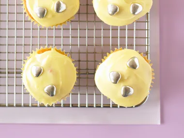 Apple and pear cupcakes