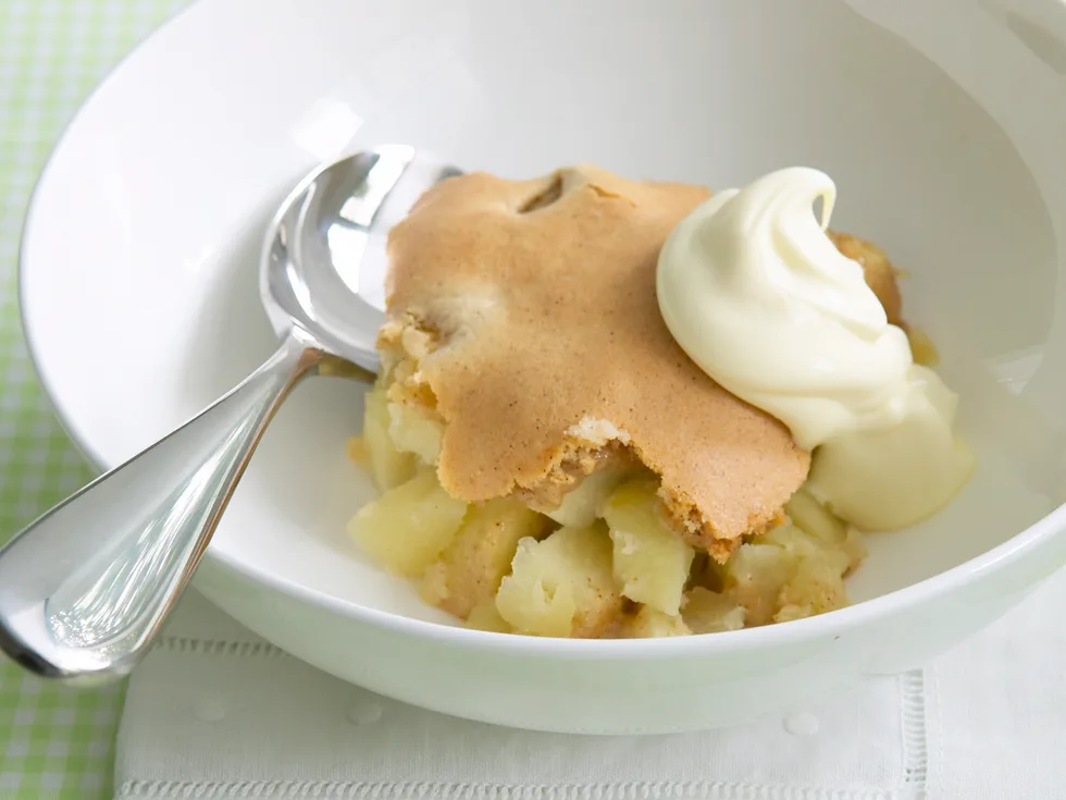 Apple and vanilla sponge pudding