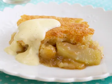 Apple pudding with vanilla bean custard