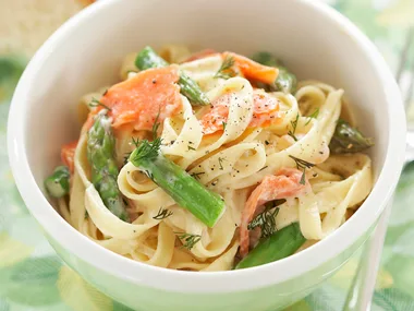 asparagus and smoked trout pasta
