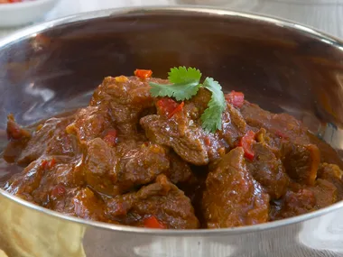 beef vindaloo