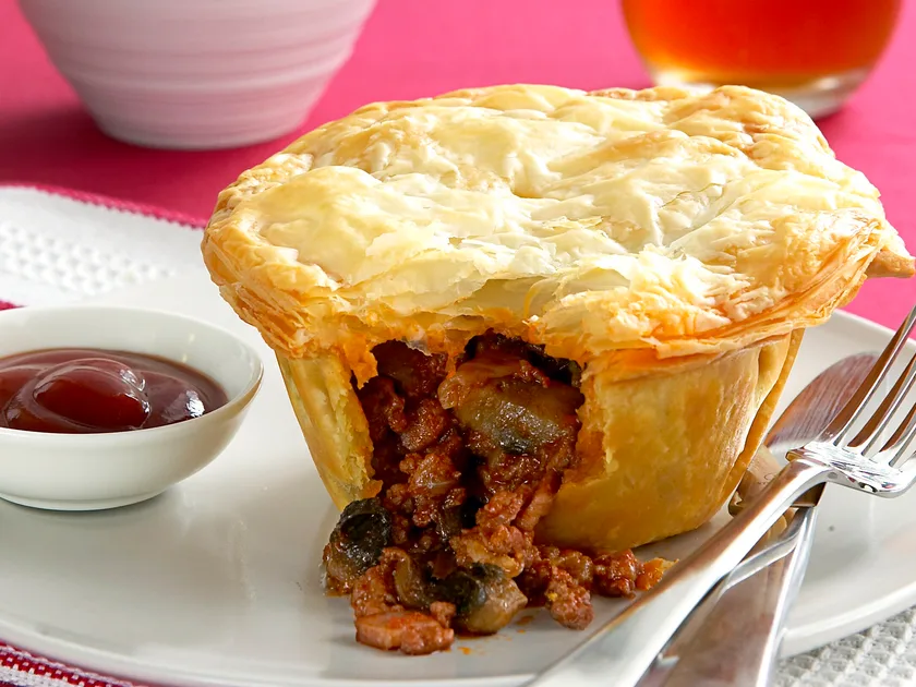 Beef, red wine and mushroom pies