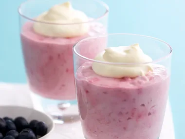 berry and white chocolate mousse