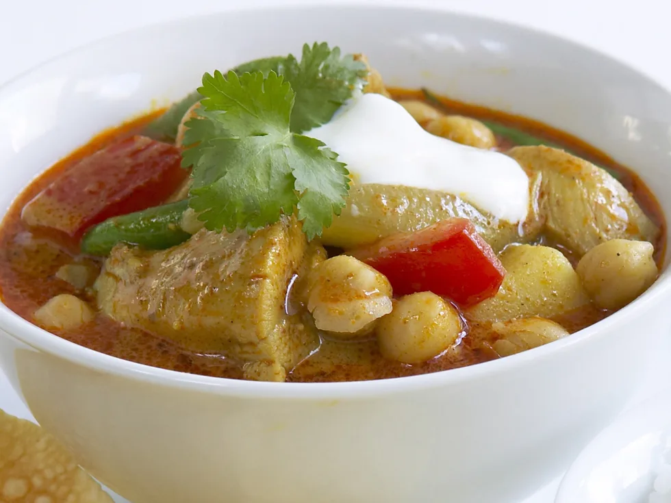 chicken and chickpea curry
