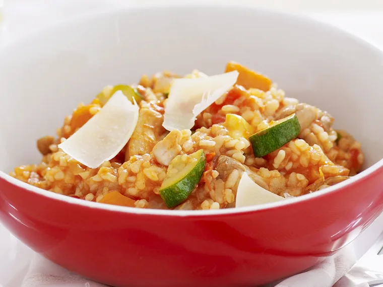 chicken and vegetable baked risotto