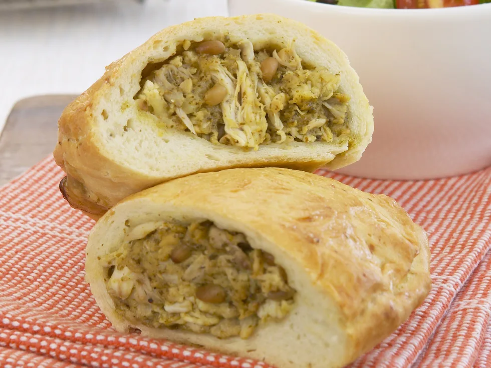 chicken and pesto calzones