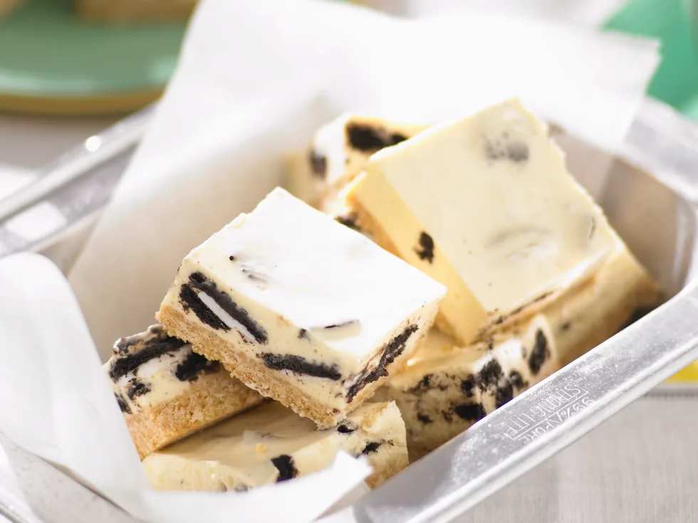 Cookies and Cream Cheescake Slice