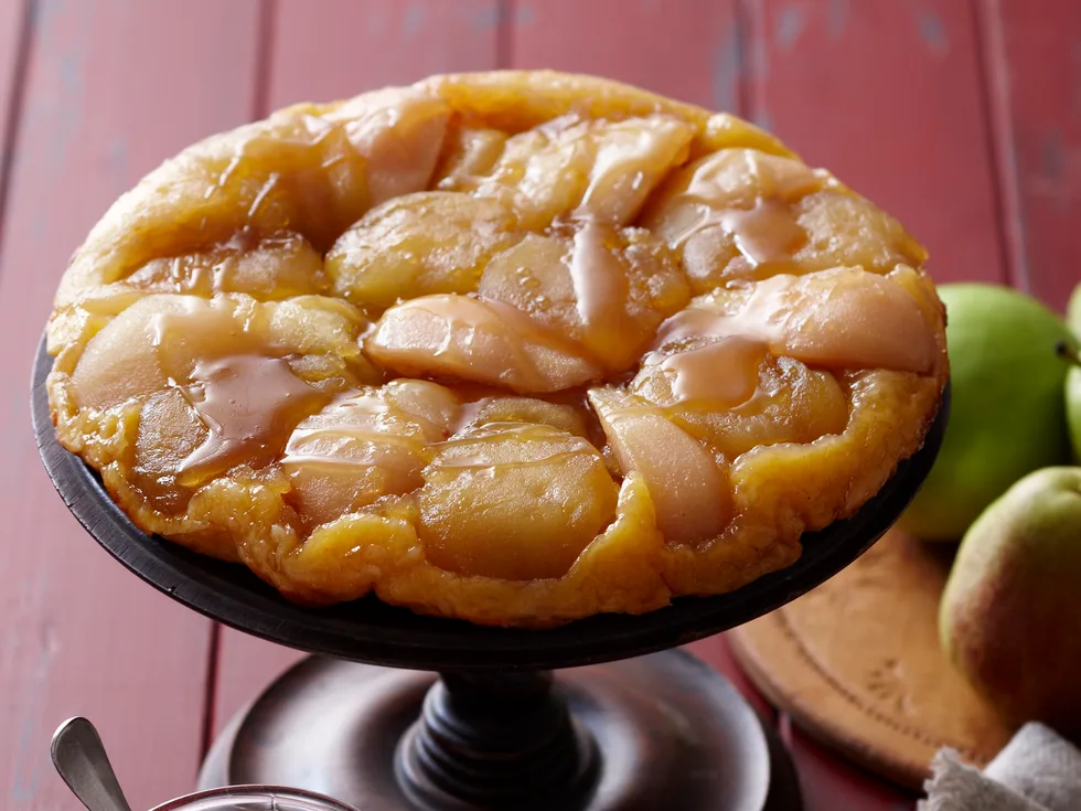 Apple and pear tarte tatin